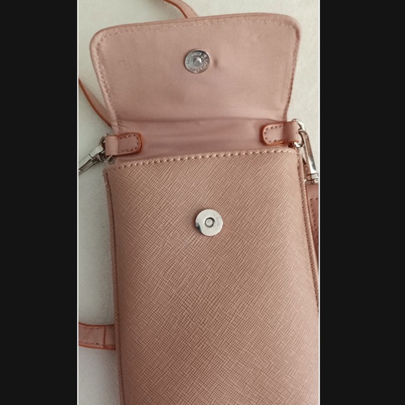 🎉HP🎉Blush Pink Adrienne Vittadini Crossbody - Picture 5 of 6
